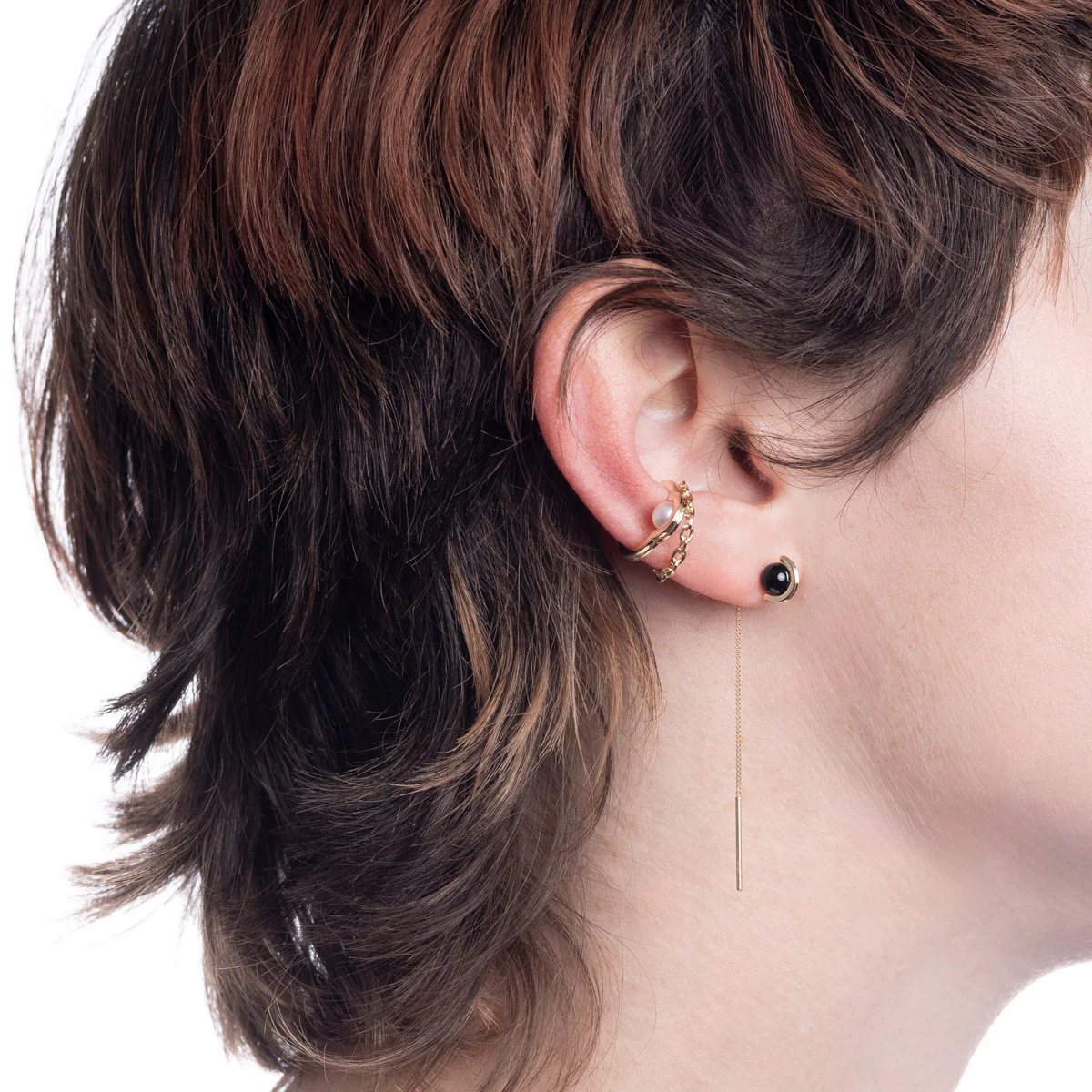 Mini BELUGA Onyx Chain Earring - Image 5