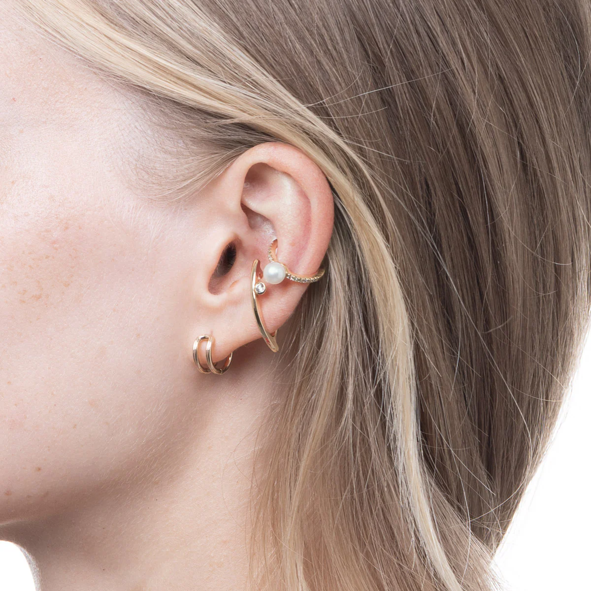 BOW Diamond Ear Cuff - Image 7